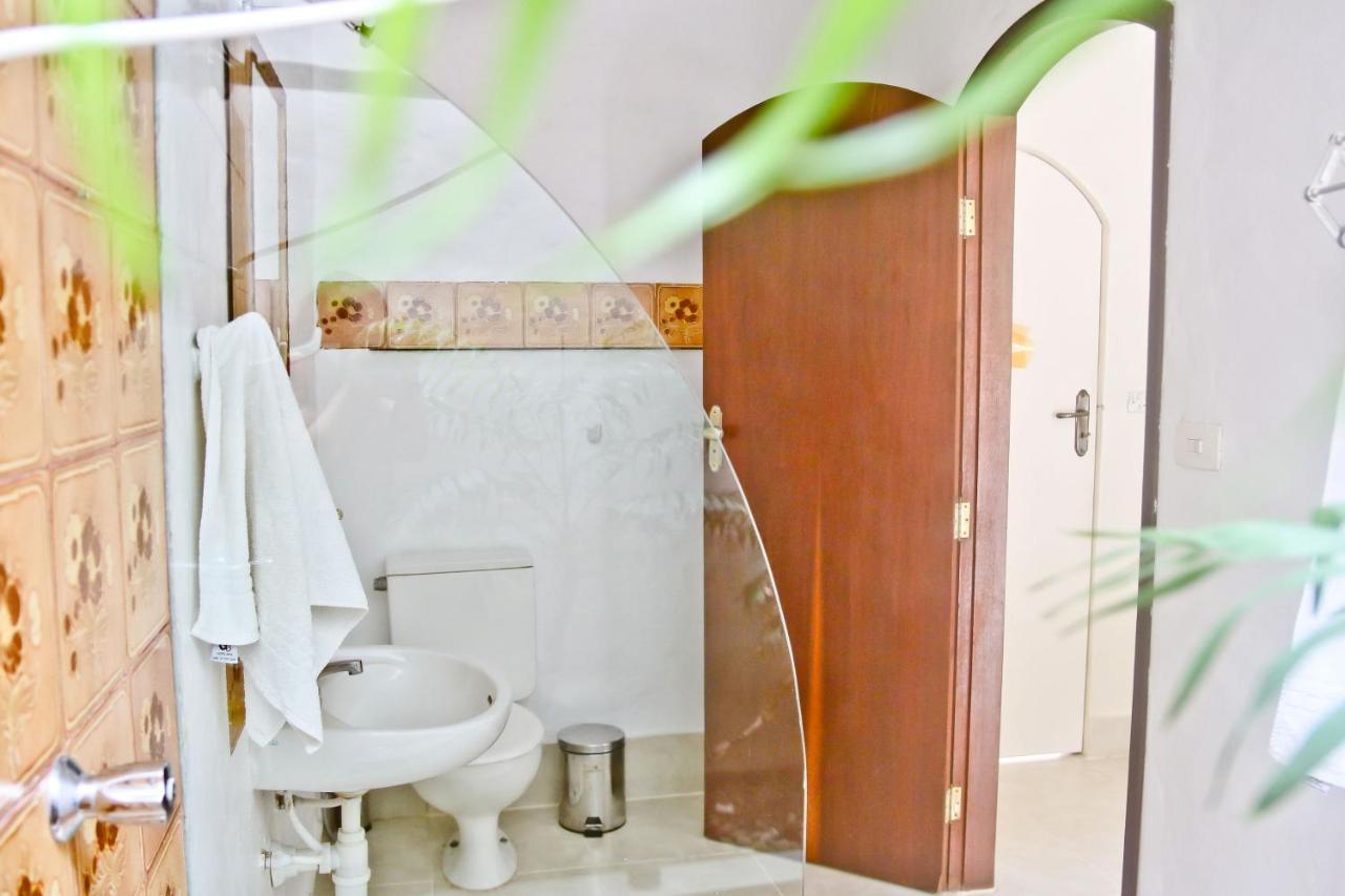 Alojamento de Acomodação e Pequeno-almoço Casa Mani Ubatuba